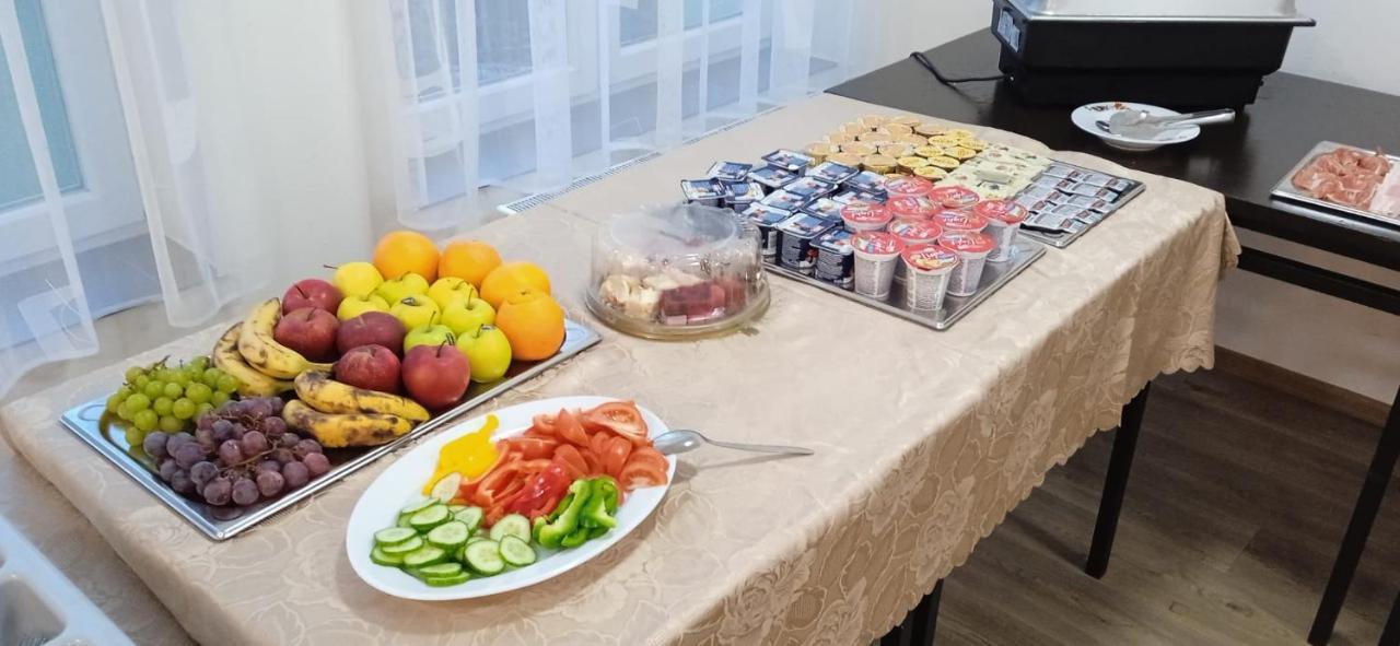 הודונין Hotel Forestyma מראה חיצוני תמונה